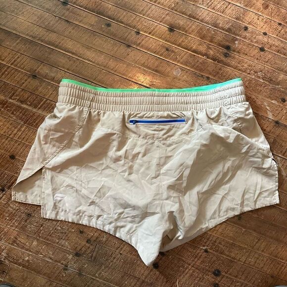Fabletics Hali Run Breathe khaki green pop XL athletic shorts - Picture 4 of 6